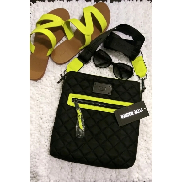 SOLD!! STEVE MADDEN BPENNY CROSSBODY BAG - Picture 2 of 8